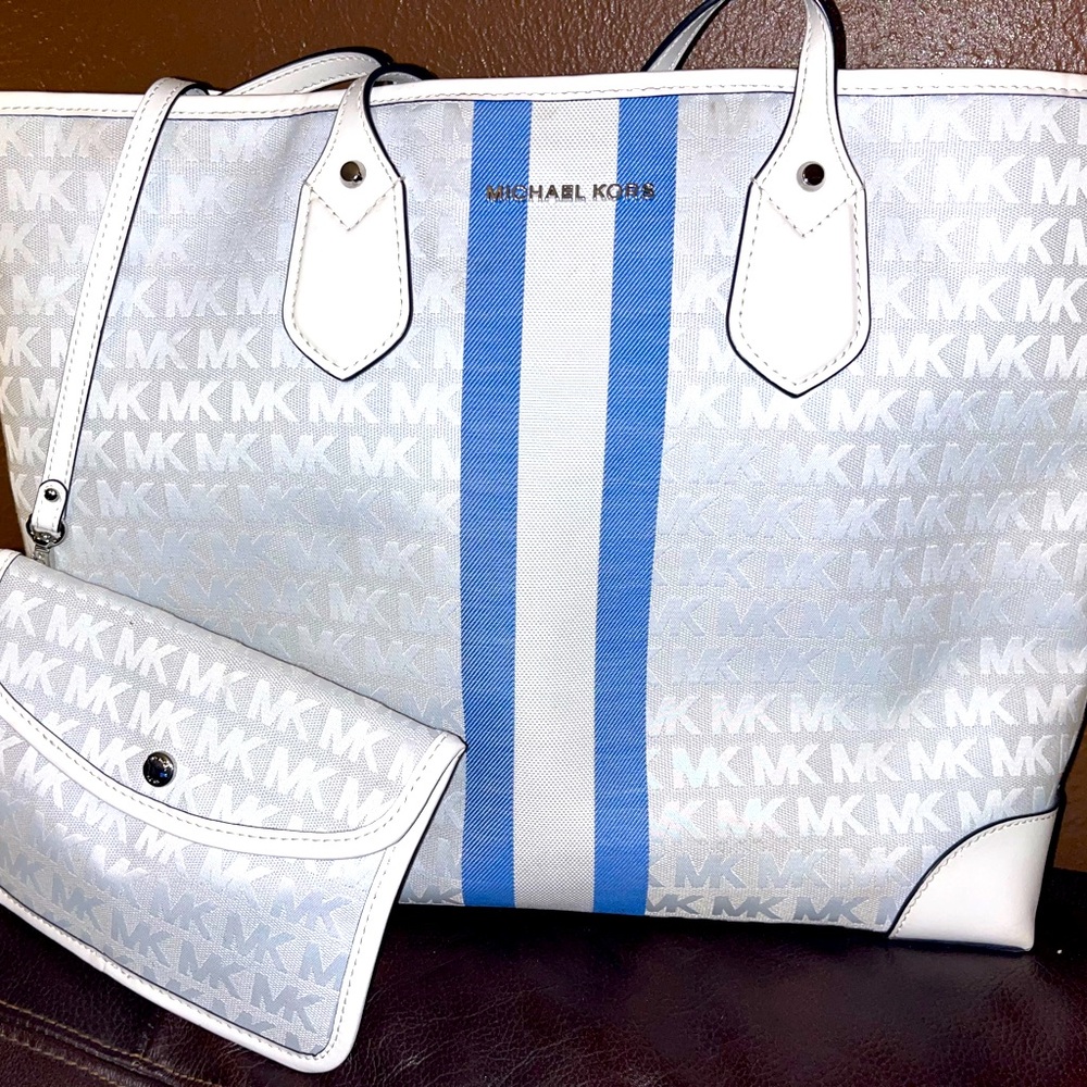 Michael Kors bag